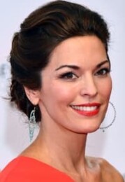 Alana de la Garza