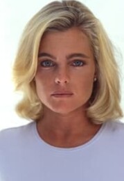 Erika Eleniak