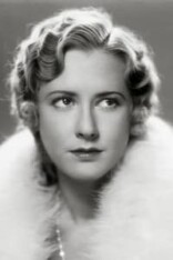 Mae Clarke