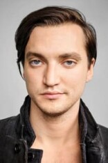 Richard Harmon